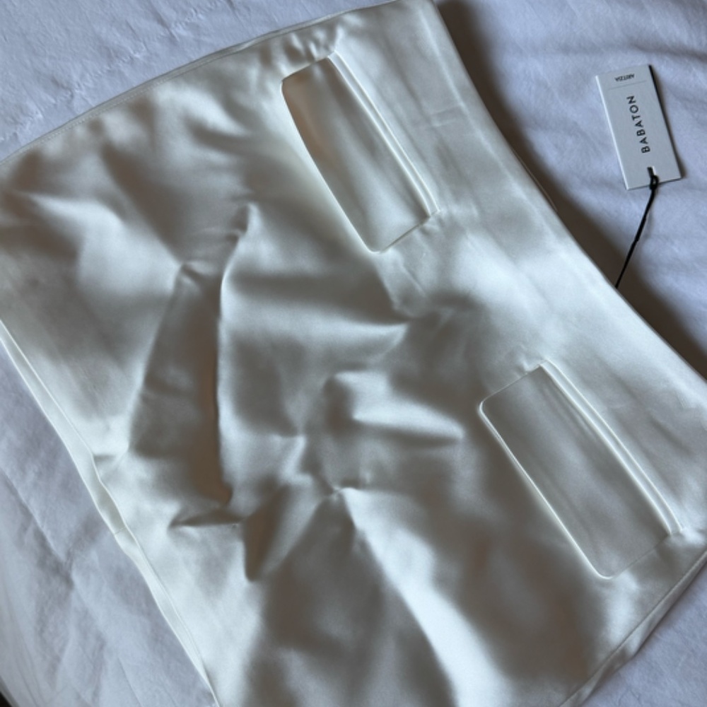 Babaton Satin Mini Skirt – Off-White / Cream – NWT - Picture 3 of 5